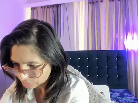 lena_gray Ruang Obrolan Langsung