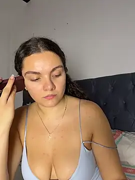 Eva_stark10 XXX чат на живо