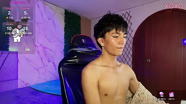 cococumps Adlı Modelin Canlı XXX Sohbeti