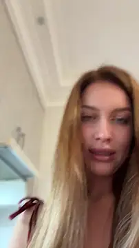 KikiWatson's Live XXX Chat
