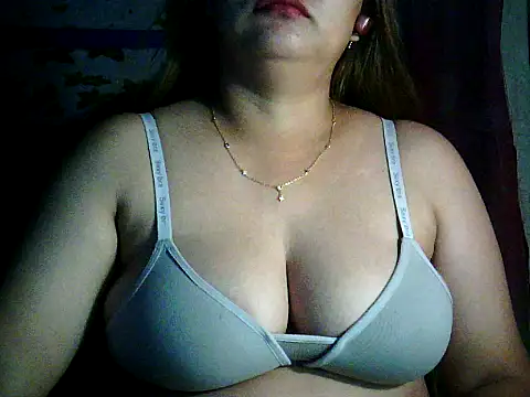 Онлайн чат XXX yuana25