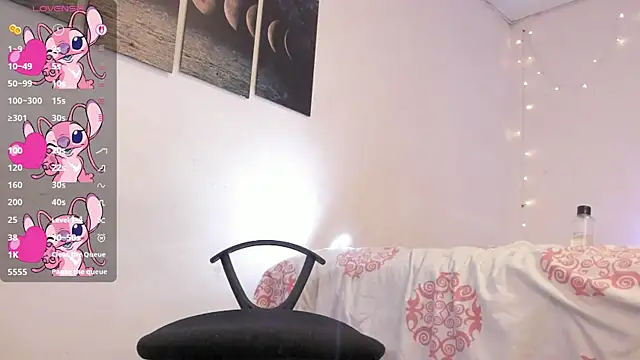 chloe_kisses Live XXX-chat
