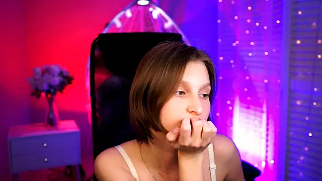 EllaHorton Live XXX-Chat