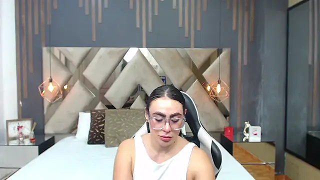 MartinaaFitのライブXXXチャット