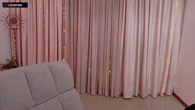 XXX chat uživo modela vangie_