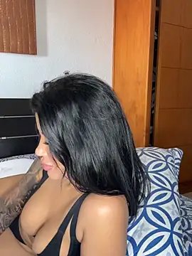 Alma69sc Adlı Modelin Canlı XXX Sohbeti