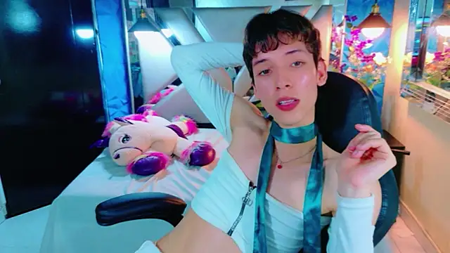 Stefany_PiInk: вебкам-шоу