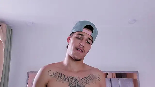 orionblaze69_'s Live XXX Chat