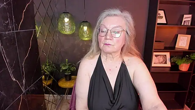 צ'אט XXX בשידור חי של NataliMellow