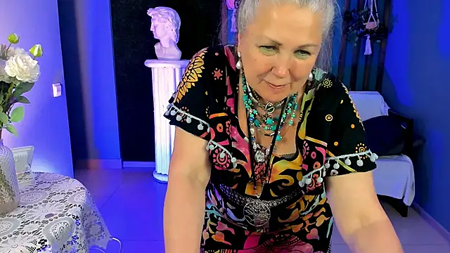 LilaMaharani Chat XXX in diretta