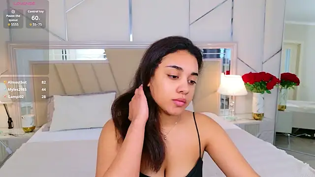 Luna_Cortier's Live XXX Chat