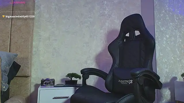 Вебкам-шоу Liam_Kleiin