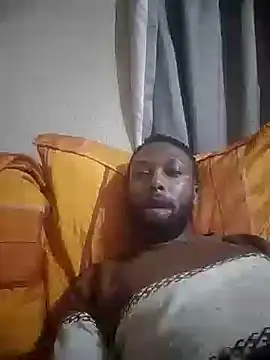 Blackhornybitc Live XXX-Chat