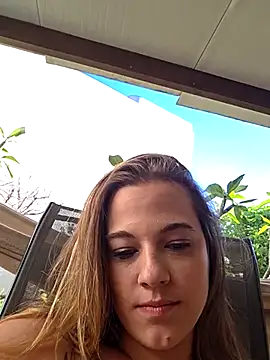 Chat XXX en directo de Luna_Lynn
