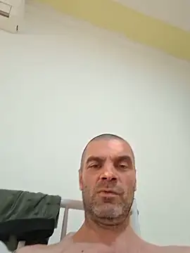 MASTERBALCANIAN webcam show