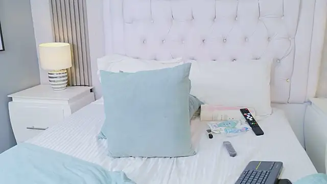 Chat XXX en directo de ScarlettPetrova