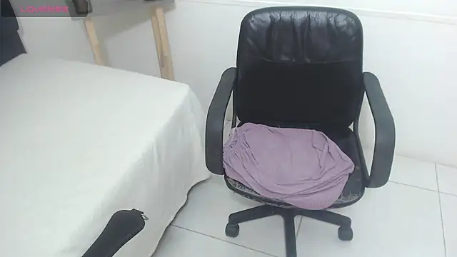 Gibi_BBW – Naživo XXX chat