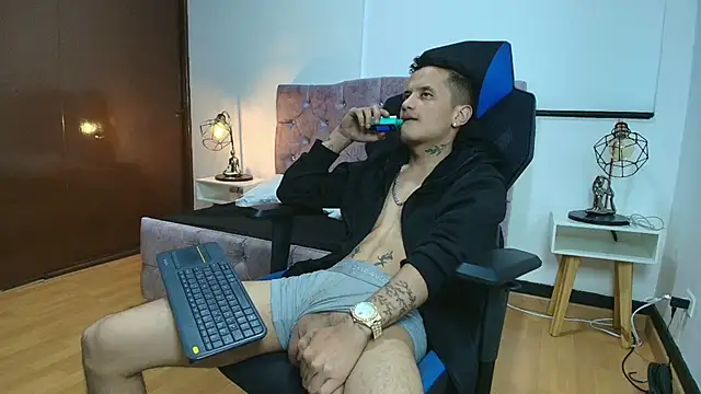 Skinny_Zeth_ Show Webcam