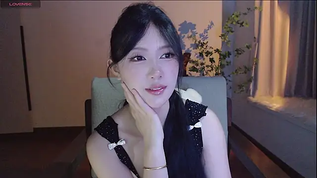 Wind-kiss668 Show Webcam