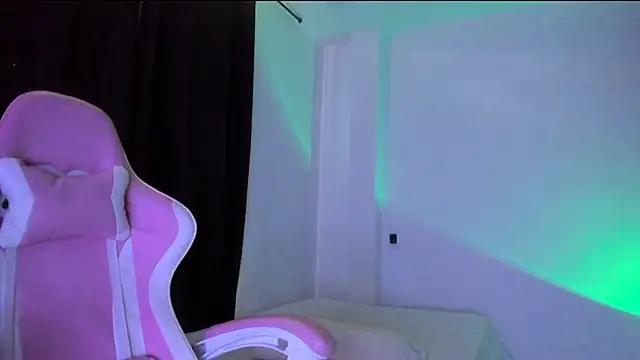 XXX chat uživo modela kimbaileys