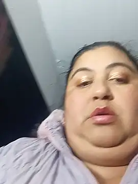 curvy_diva_ Chat XXX in diretta