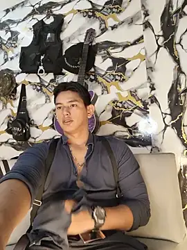 Hiroshi_ShenのライブXXXチャット