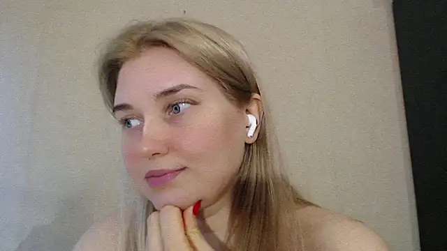 دردشة mmmPinUpGirl الجنسية المباشرة