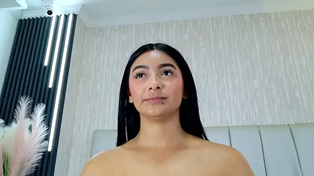 XXX chat uživo modela MeganCruzGB
