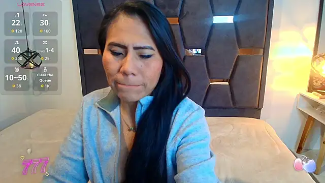 Keyla_Brunette_: απευθείας συνομιλία ΧΧΧ