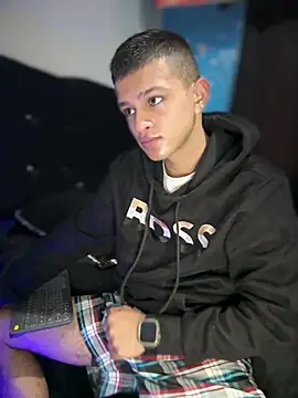Онлайн чат XXX Boyxcock7