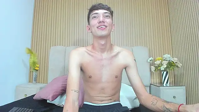 MichaelVasquex's Live XXX Chat