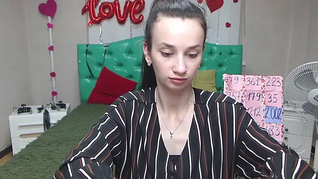 Je55icaBreeze élő XXX-chatje