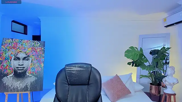 חדר צ'אט בשידור חי של JANYLOVE__