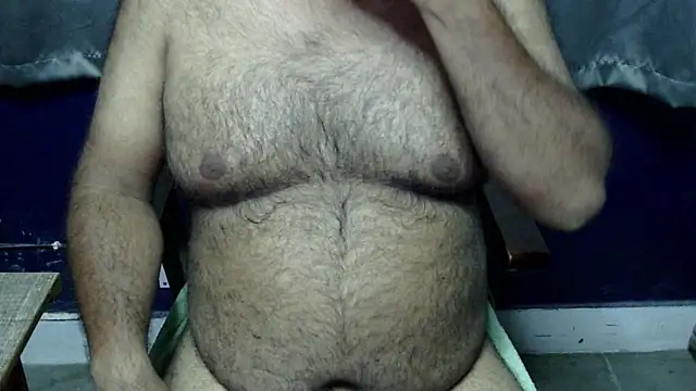 hairysubcub_70 – Kamerová šou