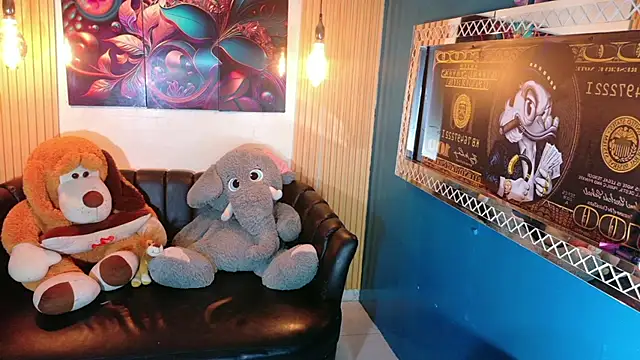 Evans_Robinson Show in webcam