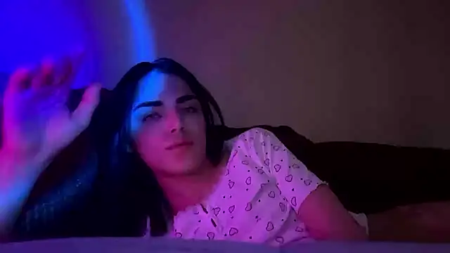 Pertunjukan Kamera Web MarlyJess