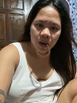 _UrSingleMamiBella_ Chat XXX live