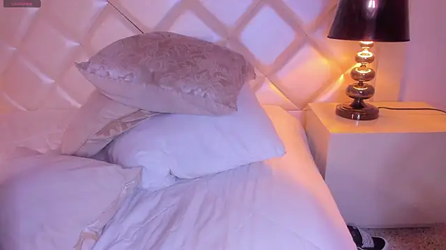 MarcoDeluxxe Adlı Modelin Canlı XXX Sohbeti
