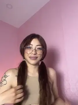 DAKOTA_SAKURA live XXX chat