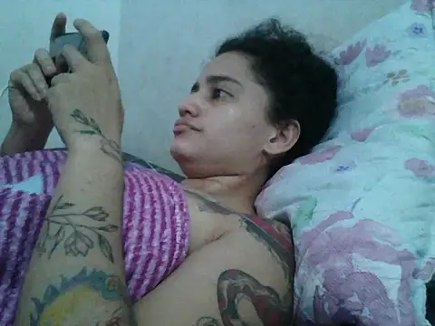 girl_tits Adlı Modelin Canlı XXX Sohbeti
