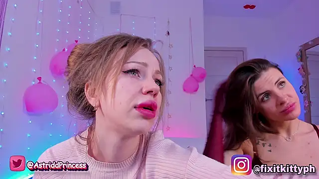 AstridHotty Adlı Modelin Canlı XXX Sohbeti
