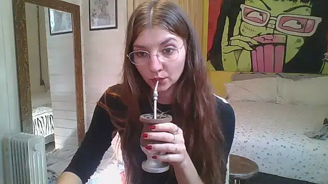 SweetyBabyDemon live XXX chat