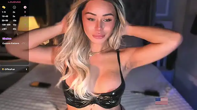 ZyraGoddes 网络视讯表演