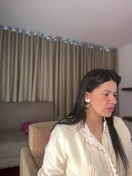 Chat +18 de Zandrina ao vivo