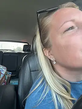 sweetkacibaby's Live XXX Chat