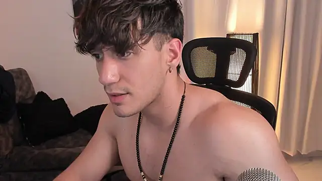 AlexRivera6 webkamerás műsora