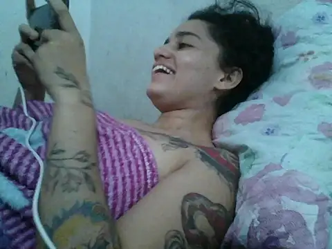 girl_tits' Live XXX Chat