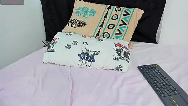 Chat +18 de Cintya_n_Roger ao vivo
