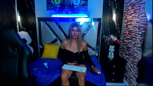 Karina_Cutee webcam show
