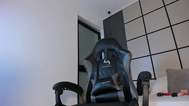 Chat XXX en directo de zoee_zi